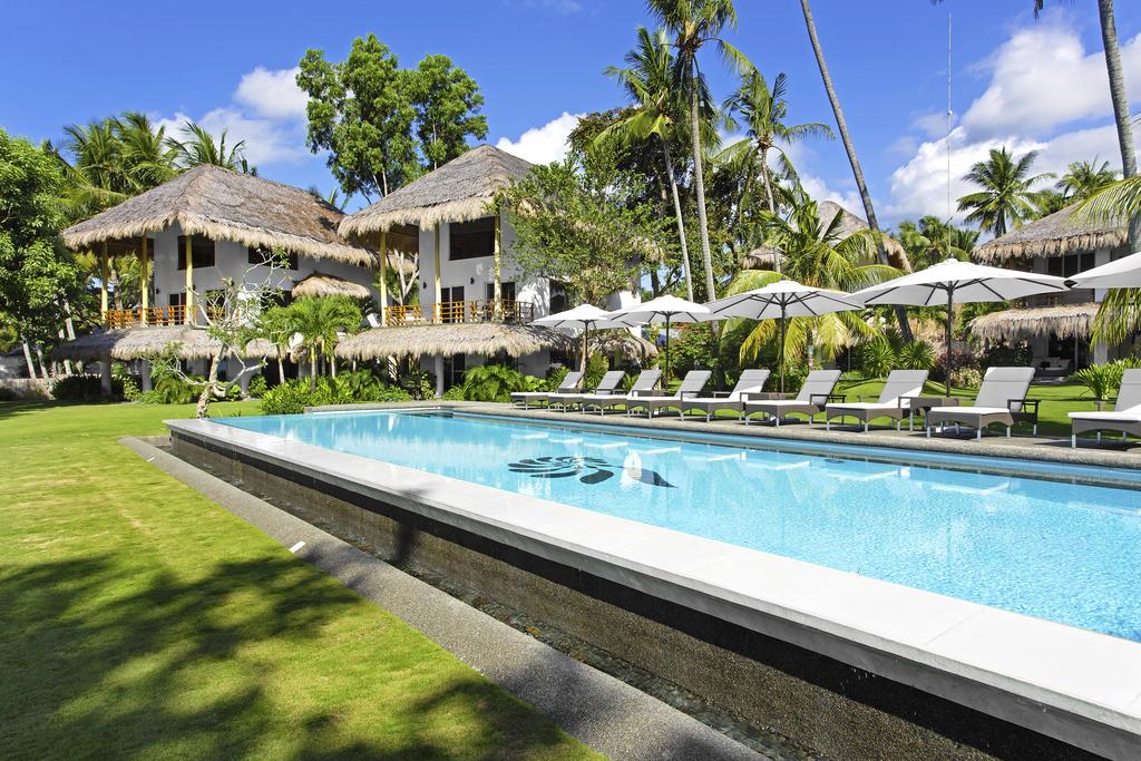 swimming pool Salaya Beach Houses Dumaguete