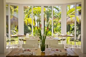 restaurant Salaya Beach Houses