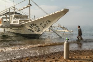 diving boat Salaya Beach Houses